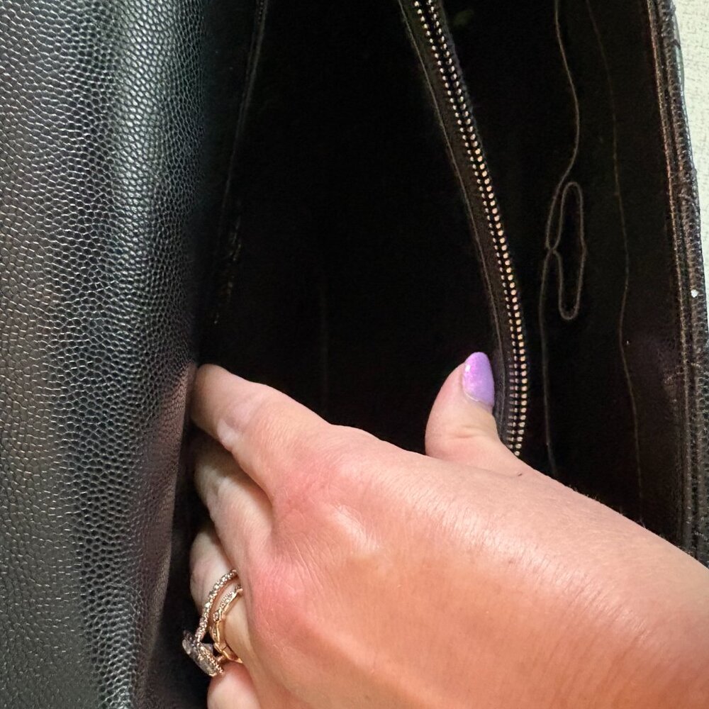 Quilted Leather Chanel Bag with Purple Python Handle and Shoulder Chain - Picture 7 of 8